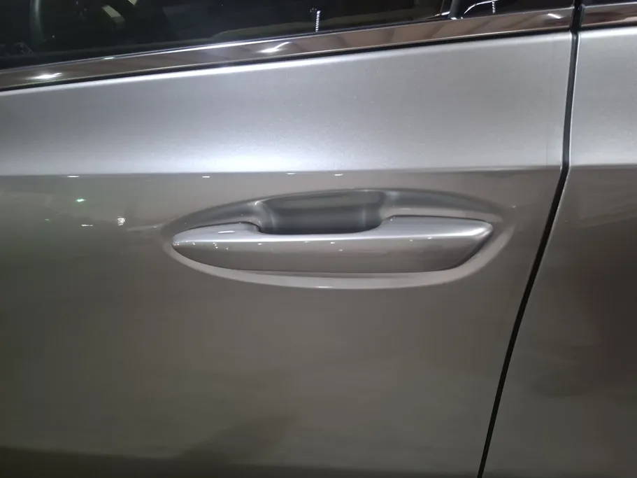 2025 Lexus ES 300 H 
