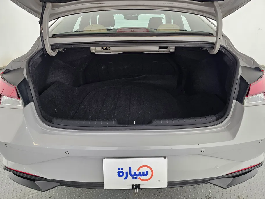 2021 Hyundai Elantra Smart 