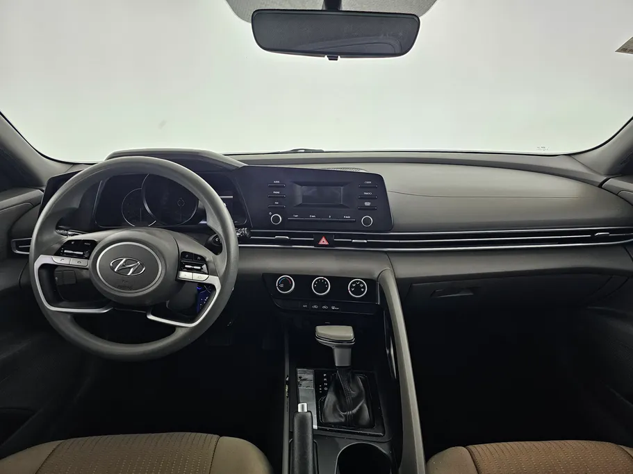 2021 Hyundai Elantra Smart 