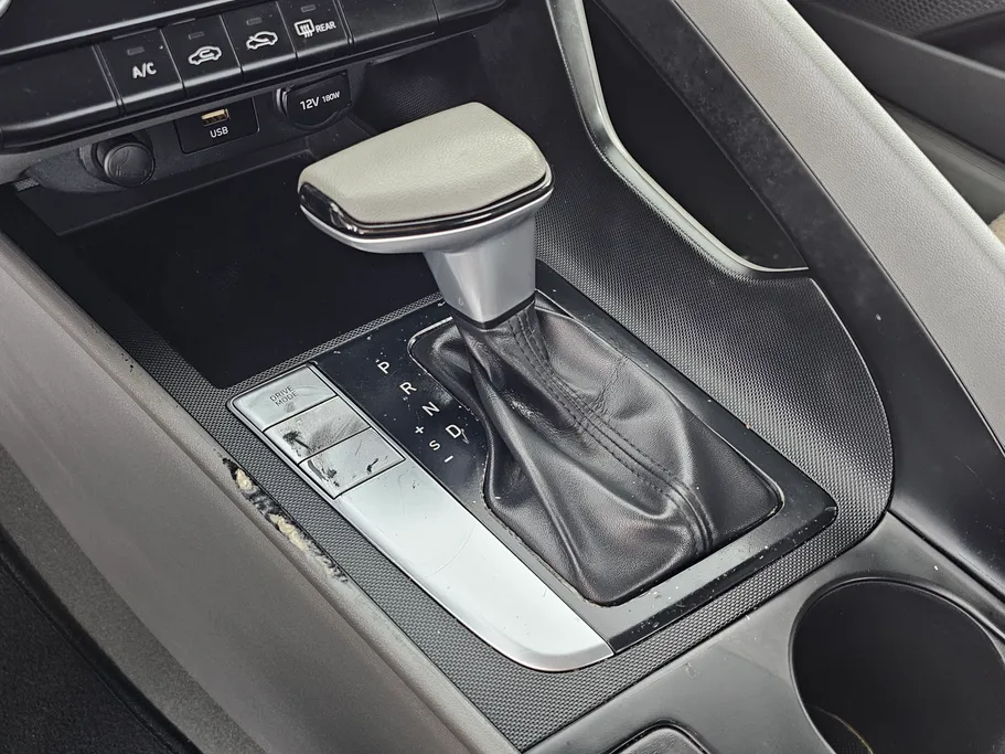 2021 Hyundai Elantra Smart 
