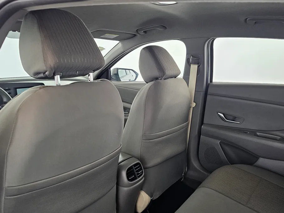 2021 Hyundai Elantra Smart 