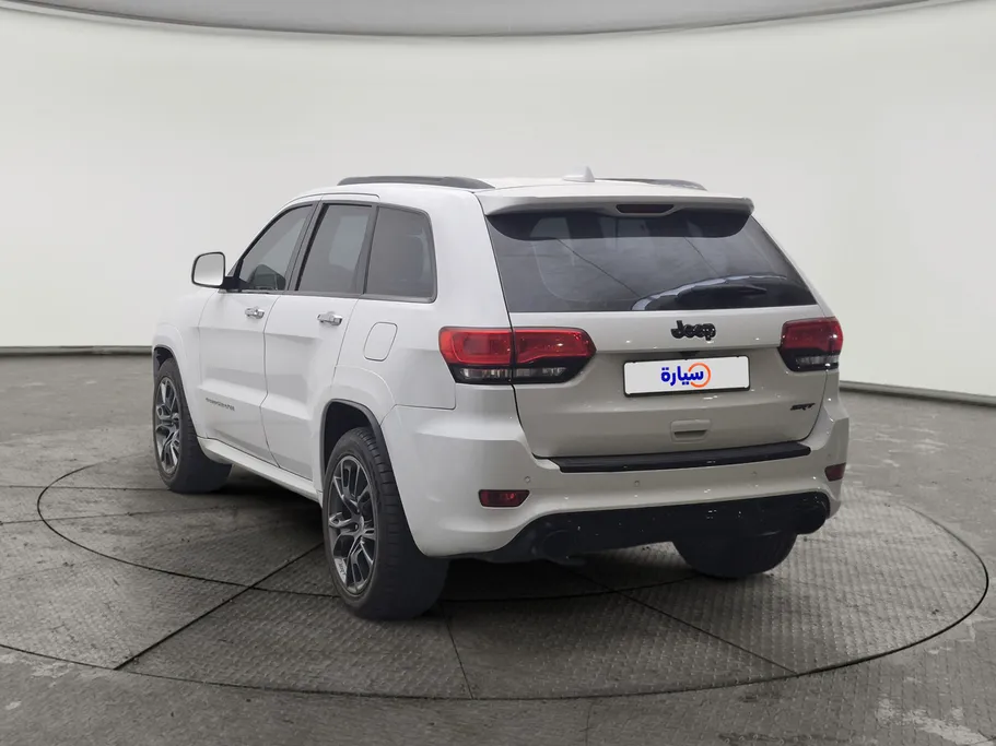 2016 Jeep Grand Cherokee ليمتد 