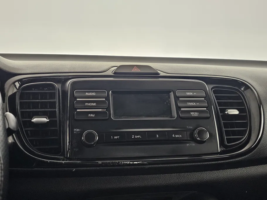 2023 Kia Pegas GL 