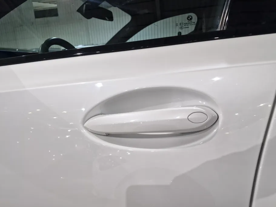 2024 BMW 3 Series 320i  