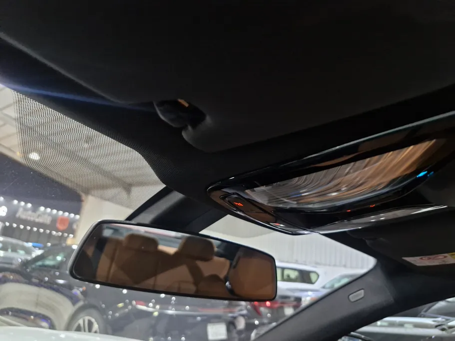 2024 BMW 3 Series 320i  