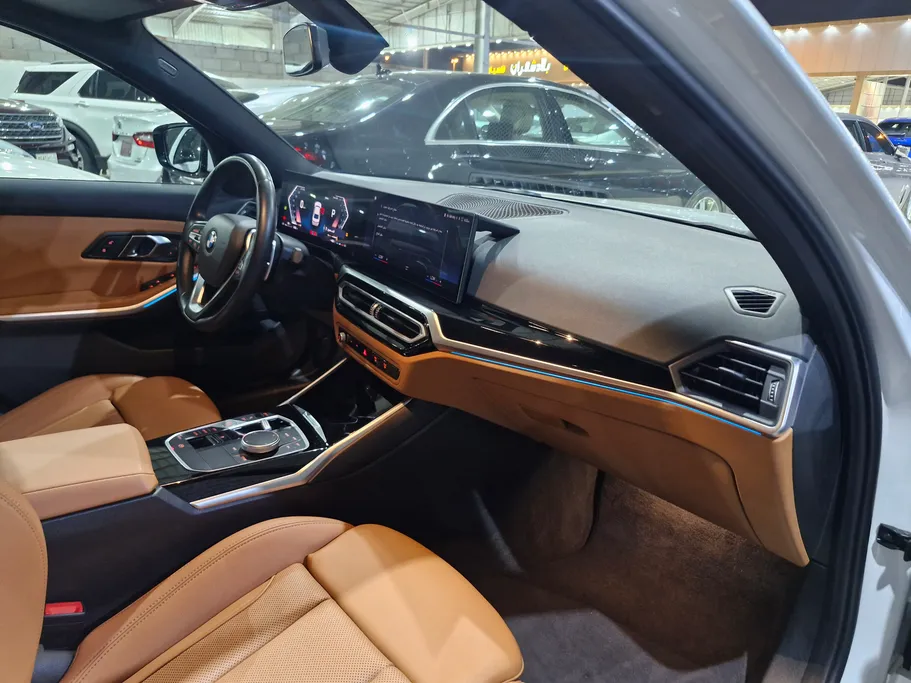 2024 BMW 3 Series 320i  