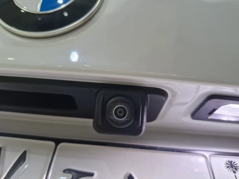 2024 BMW 3 Series 320i  