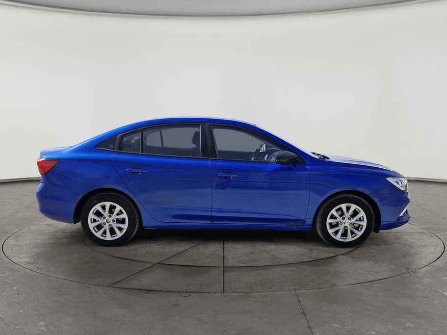 2022 MG 5 STD 