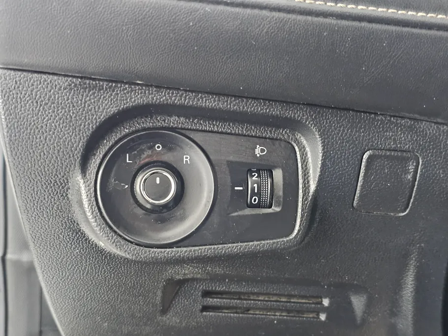 2023 MG 5 STD 