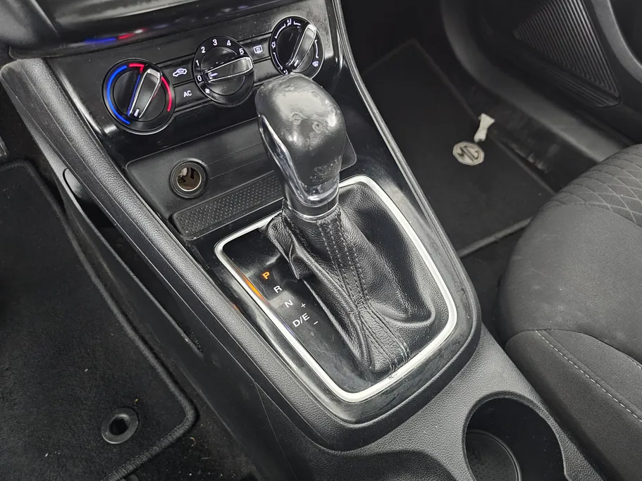 2023 MG 5 STD 