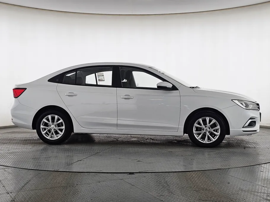 2023 MG 5 STD 