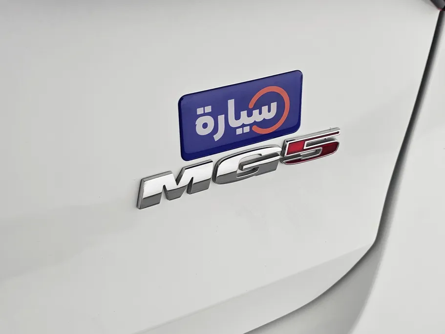 2023 MG 5 STD 