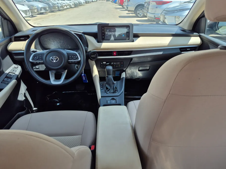 2024 Toyota Yaris  Y Plus 