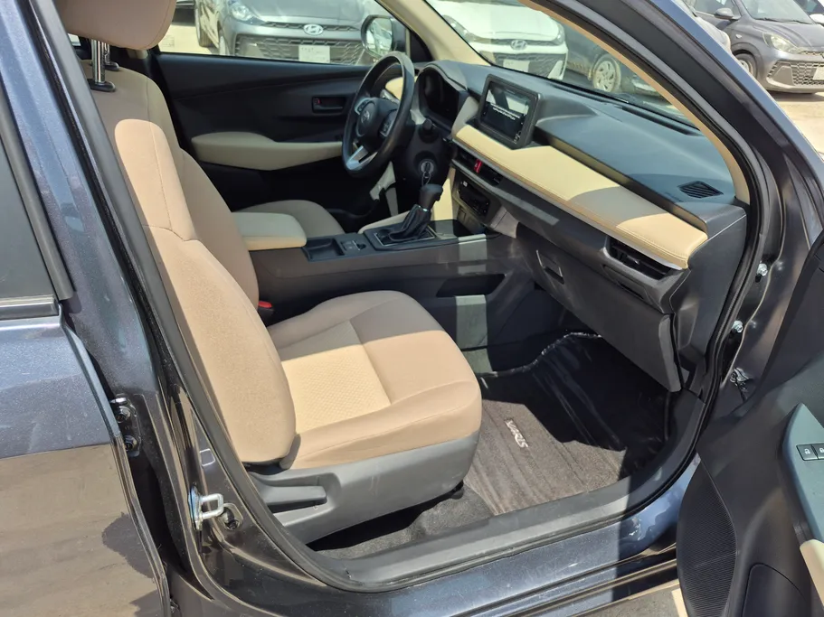 2024 Toyota Yaris  Y Plus 