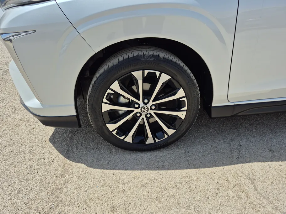 2024 Toyota Veloz GLX 