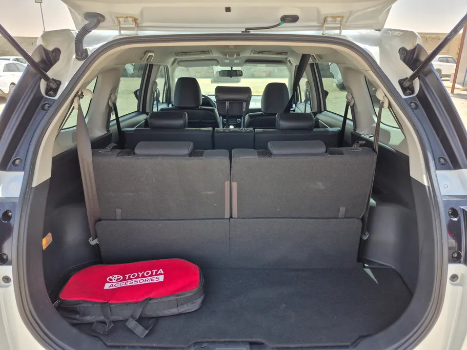2024 Toyota Veloz GLX 
