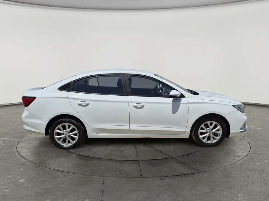 2023 MG 5 STD 