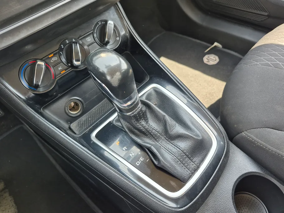 2023 MG 5 STD 