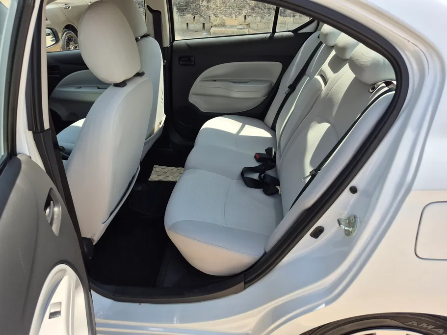 ميتسوبيشي اتراج L 2021 