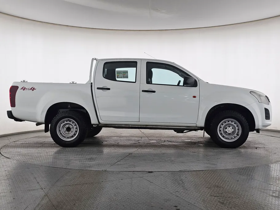 ايسوزو دي ماكس Double Cab 2023 