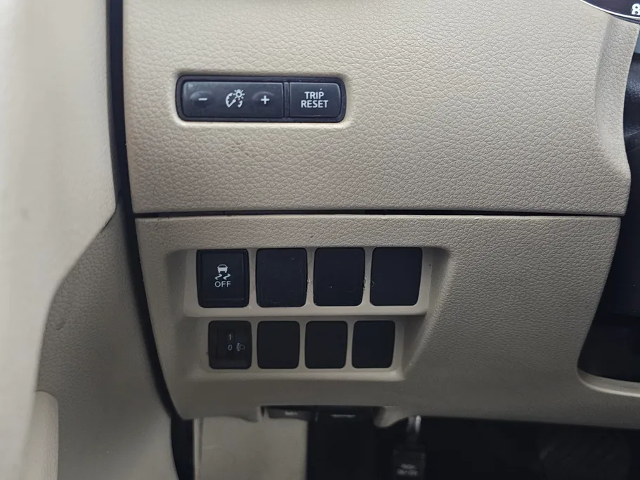 2021 نيسان Xtrail S 5 Seats 