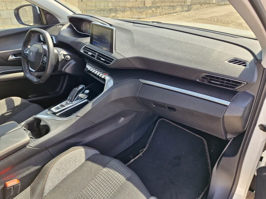 بيجو 3008 Active 2020 