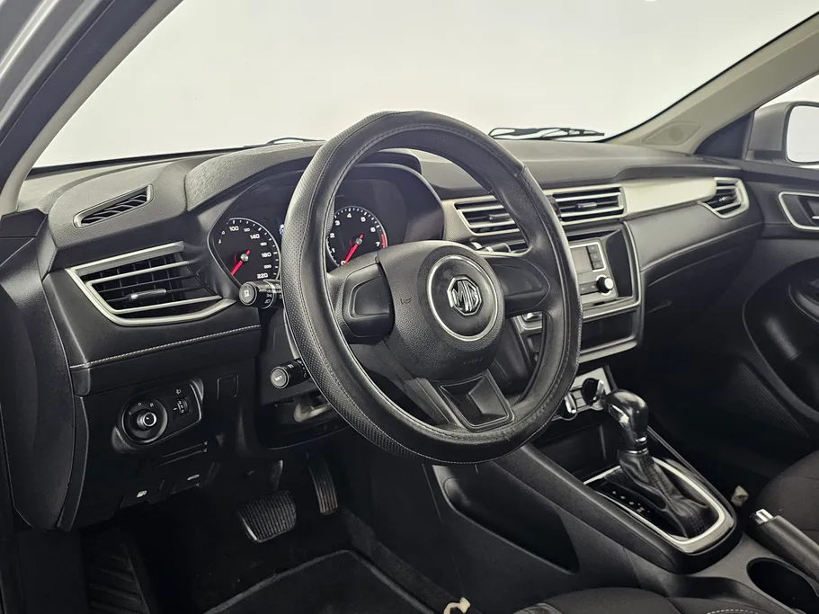 2023 MG 5 STD 