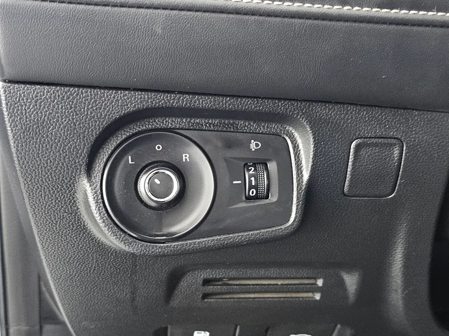 2023 MG 5 STD 