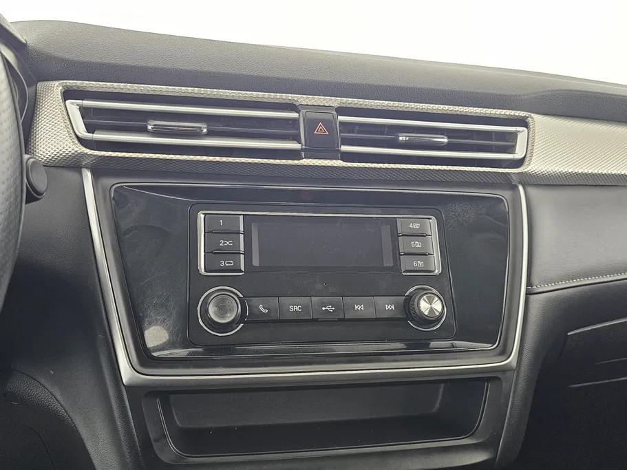 2023 MG 5 STD 
