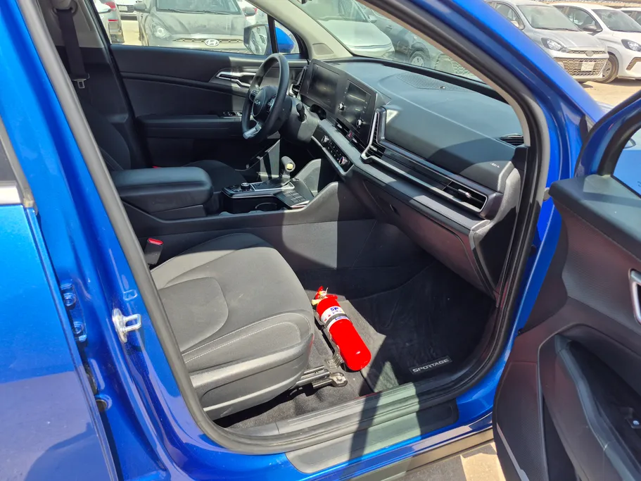 2025 Kia Sportage LX 