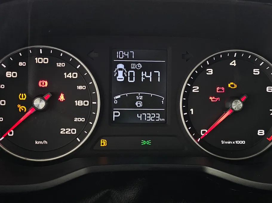 2022 MG 5 STD 