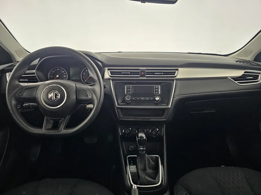 2022 MG 5 STD 