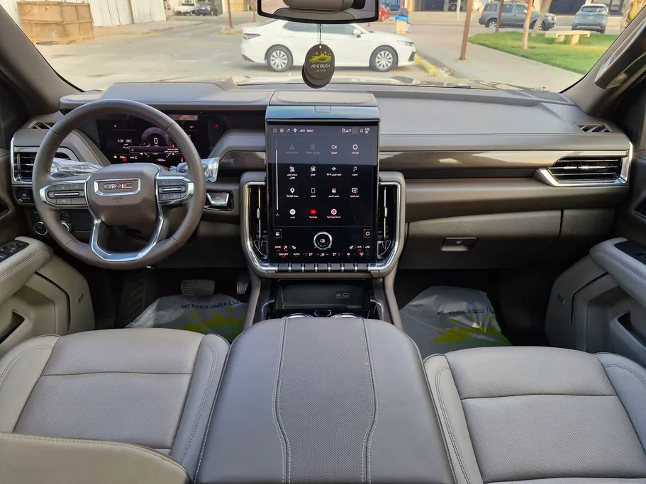 2025 GMC Yukon Elevation 