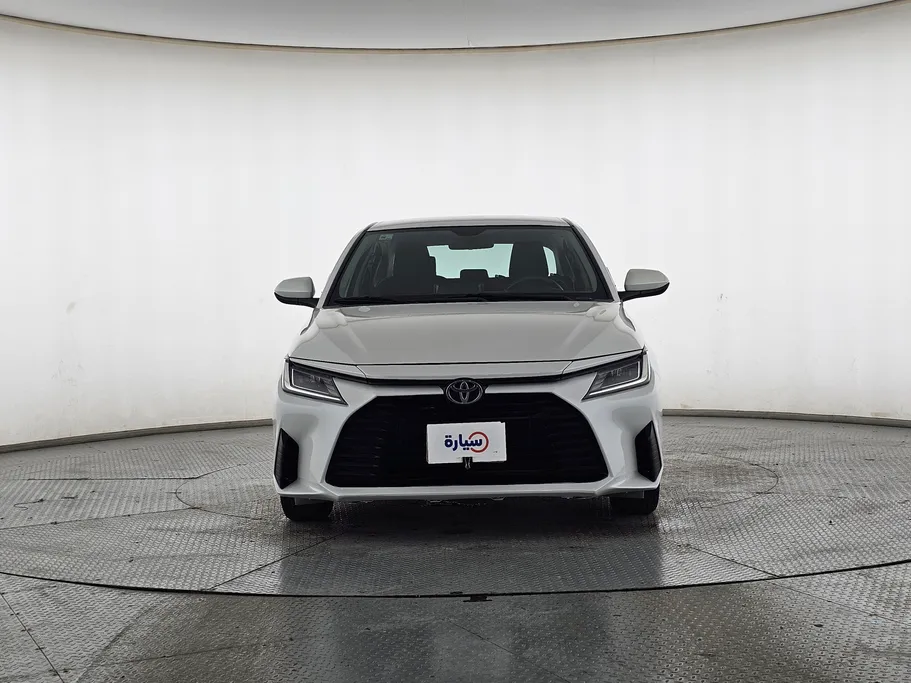 2023 Toyota Yaris  Y 