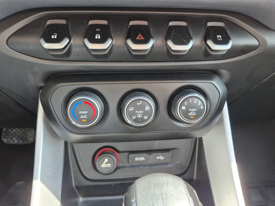 2023 Chevrolet Captiva LS 