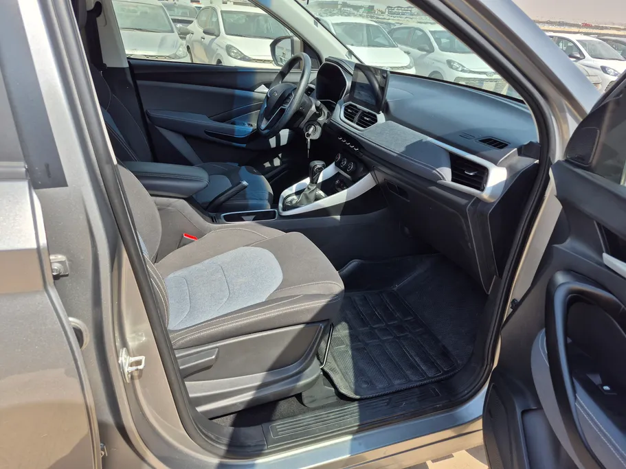 2023 Chevrolet Captiva LS 