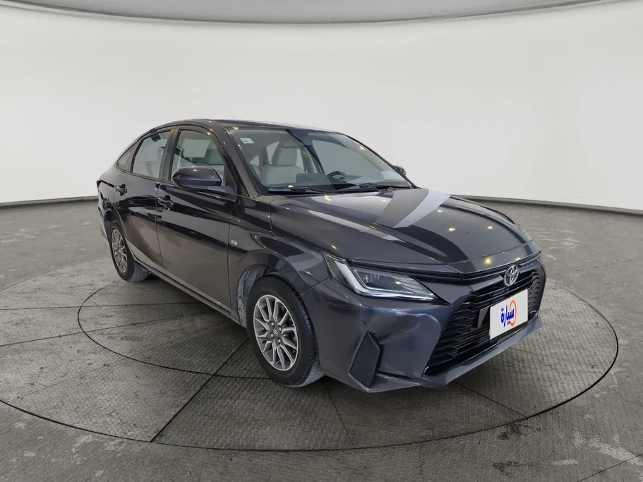 2023 Toyota Yaris  Y 