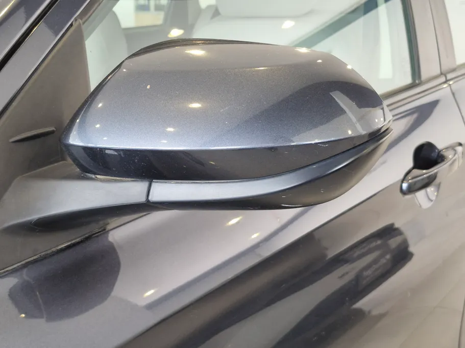 2023 Toyota Yaris  Y 