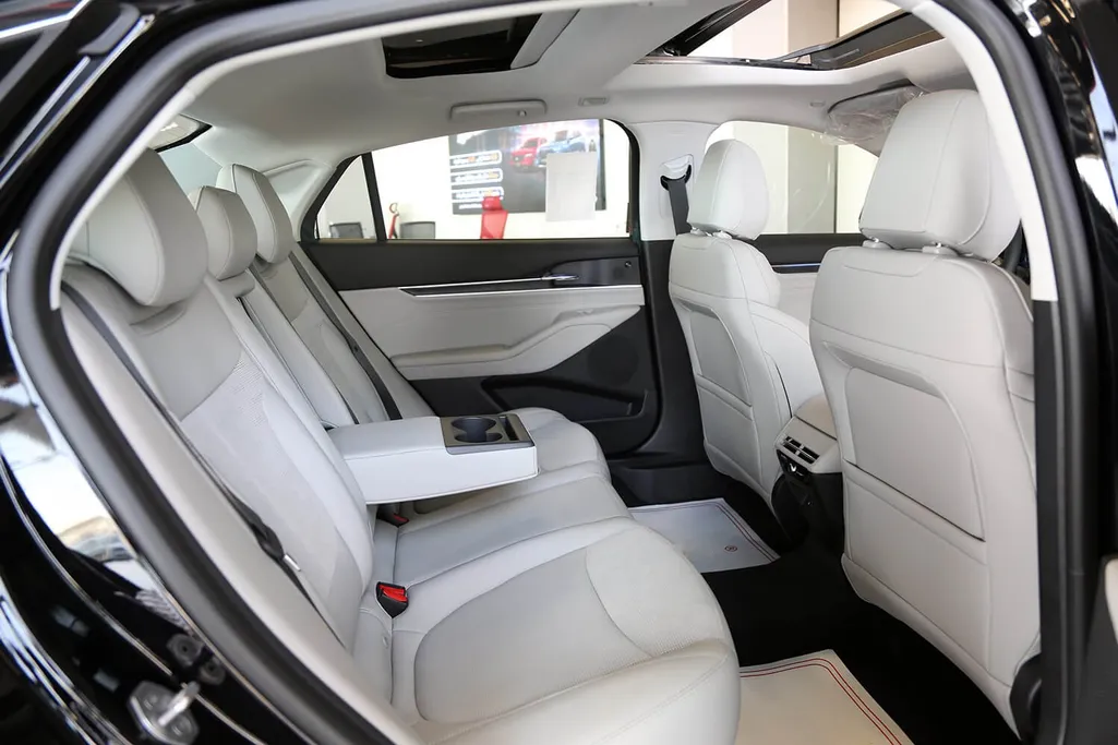 2026 Ford Taurus Titanium New Shape 