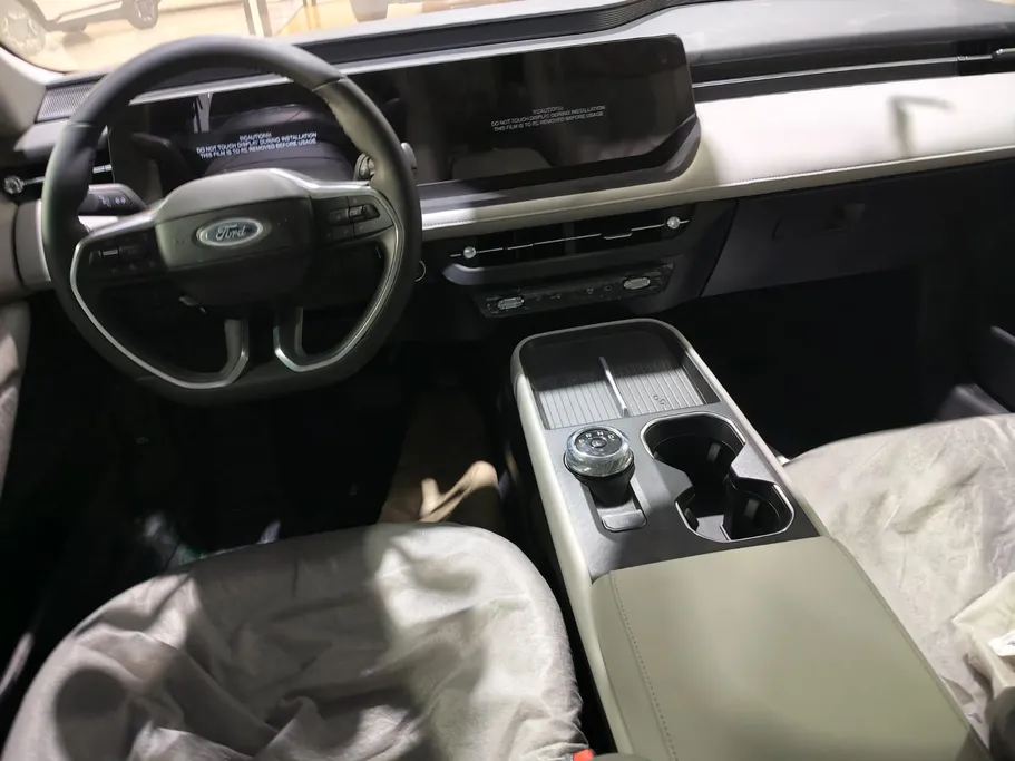 2026 Ford Taurus Ambiente New Shape 