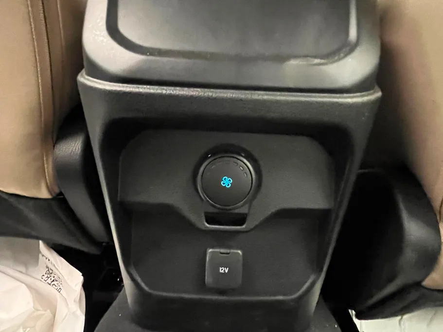 2025 Ford Everest XLS 