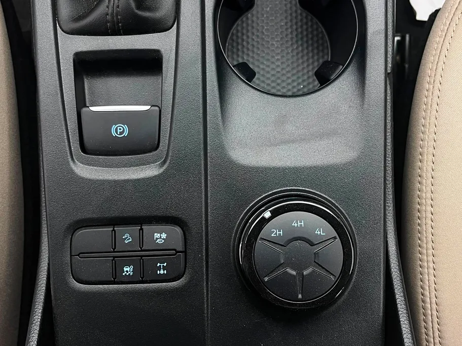 2025 Ford Everest XLS 