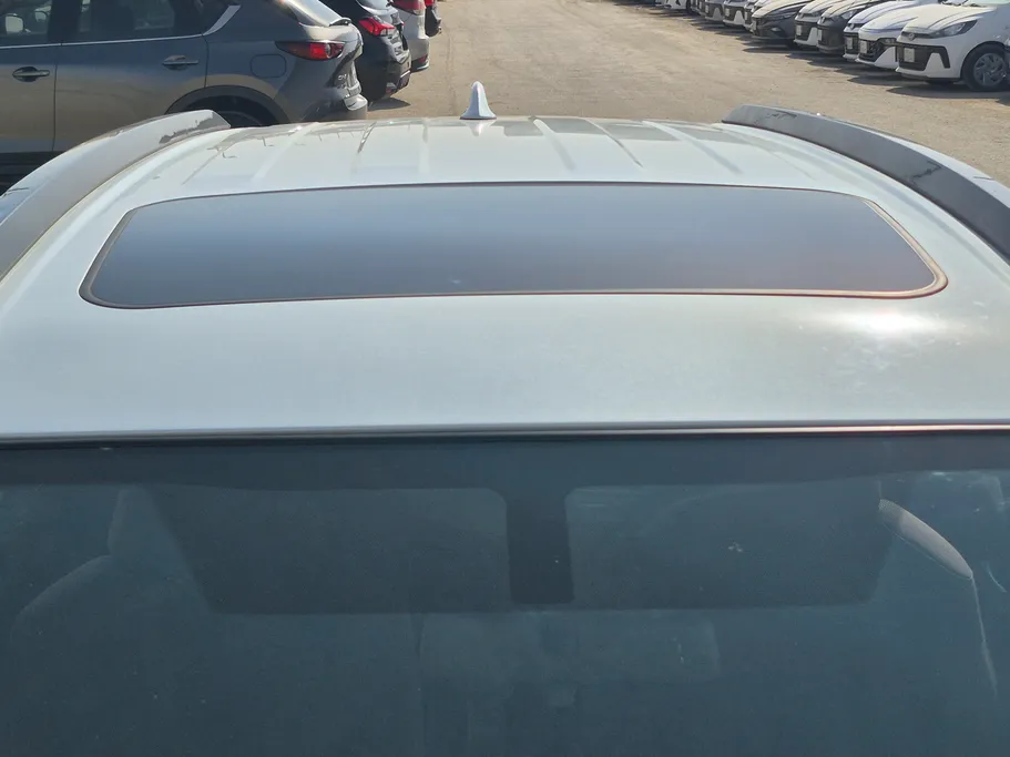 2024 Toyota Corolla Cross LE HEV 