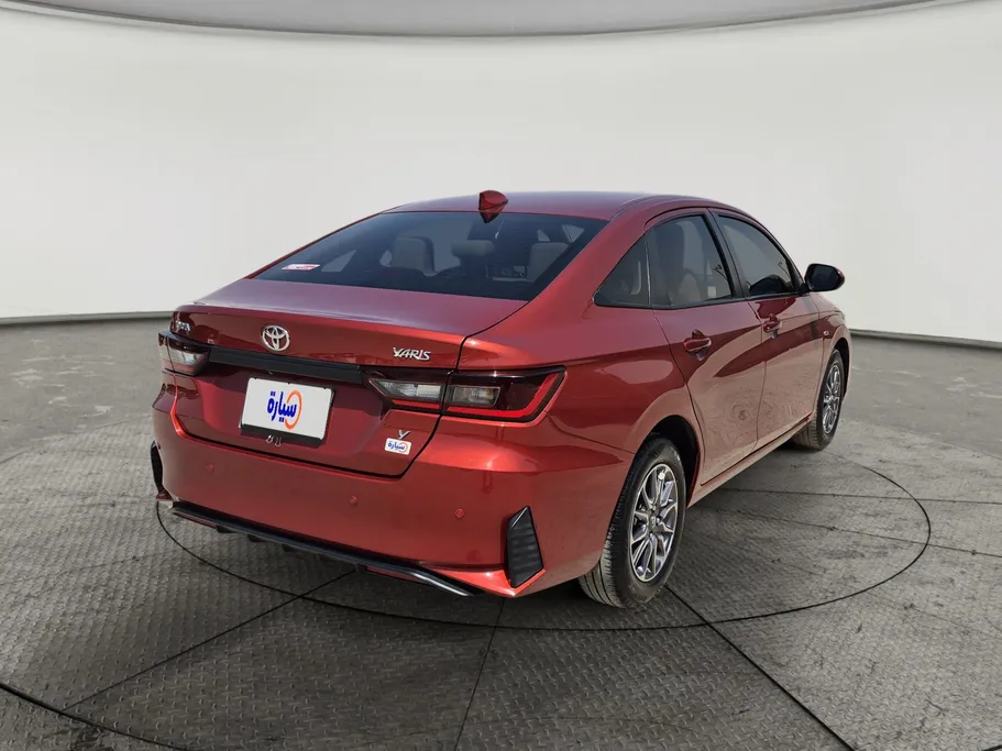 2024 Toyota Yaris  Y 
