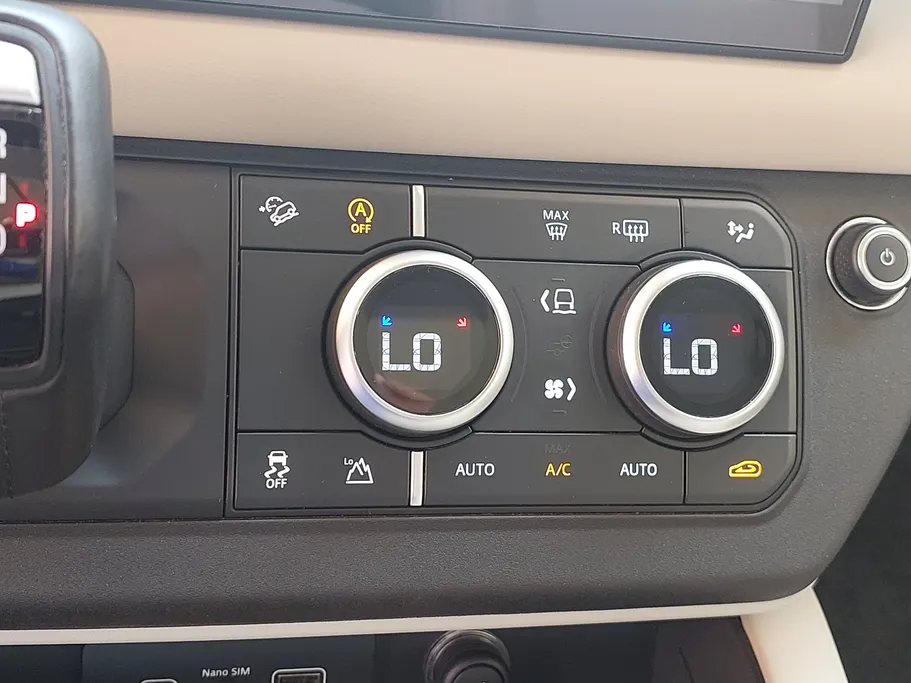 2024 Land Rover Defender P300 S 