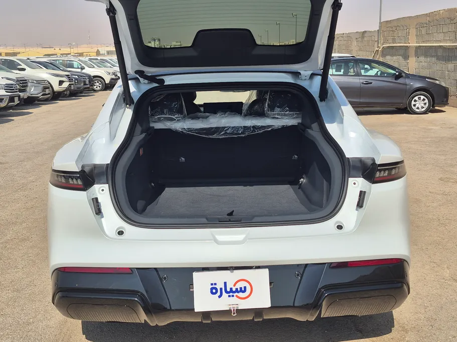 دونج فينج 007  2026 