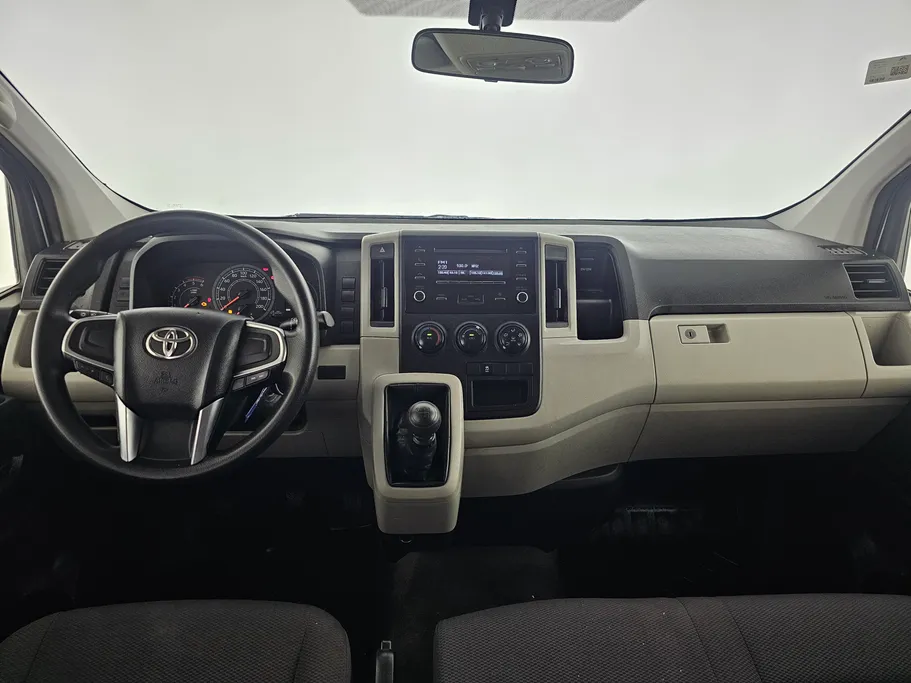 2023 Toyota Haice فان بضاعه 