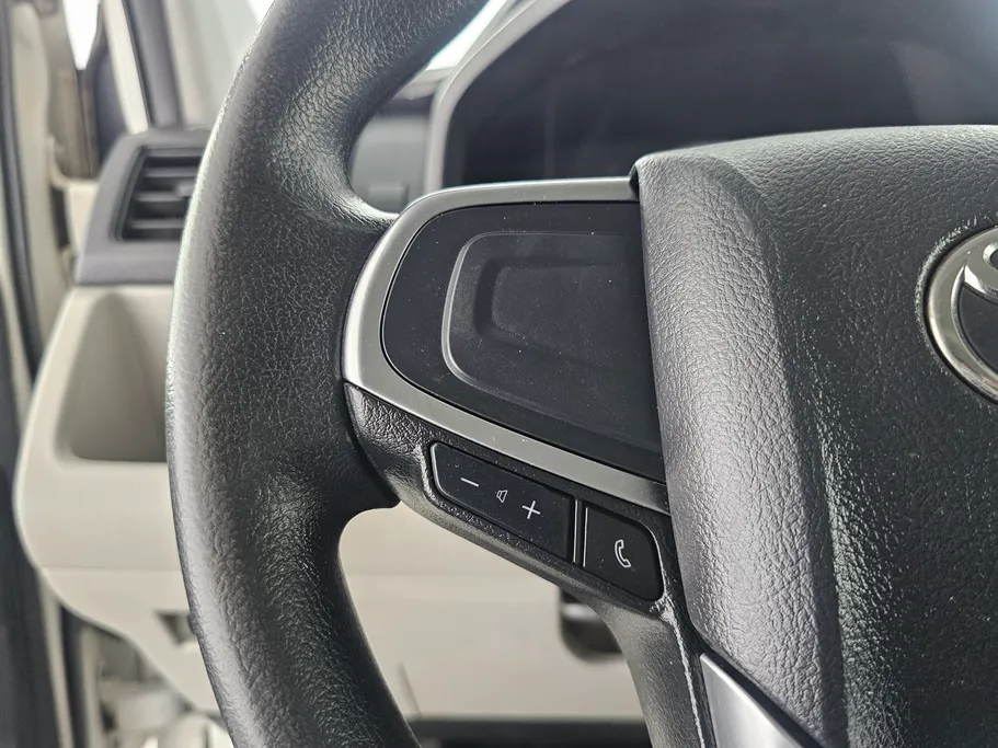 2023 Toyota Haice فان بضاعه 