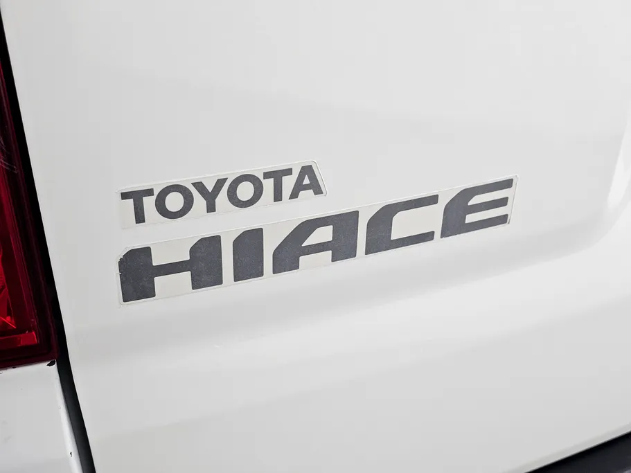 2023 Toyota Haice فان بضاعه 
