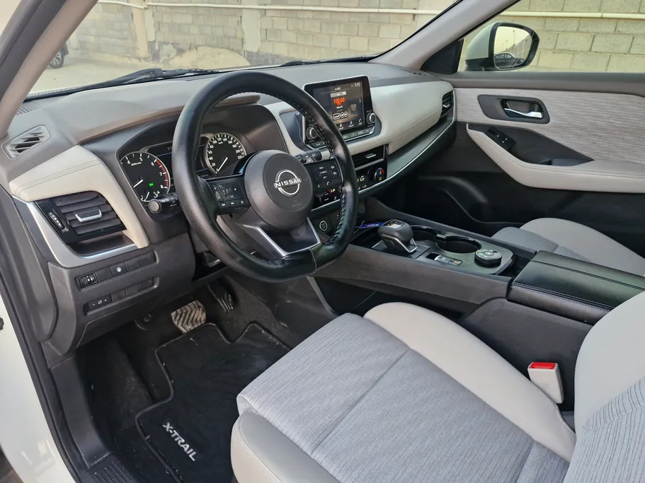 2023 Nissan Xtrail SV 